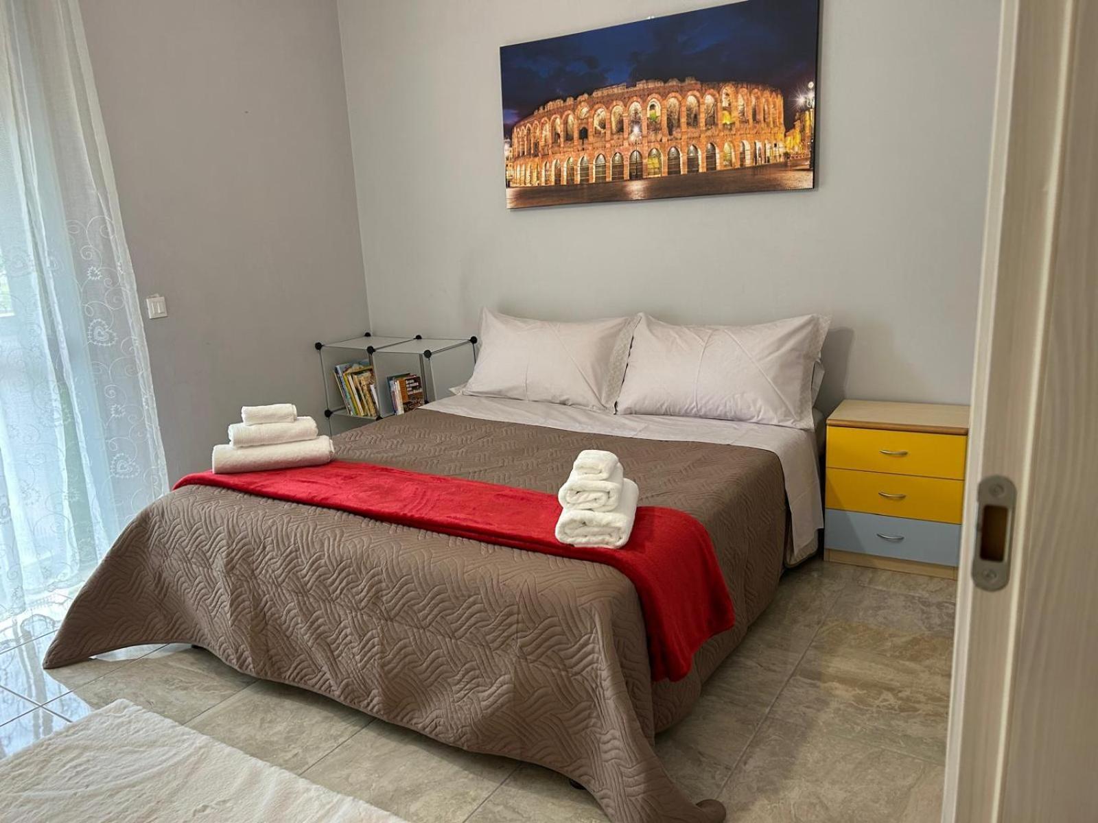 B&B Saval เวโรนา ภายนอก รูปภาพ