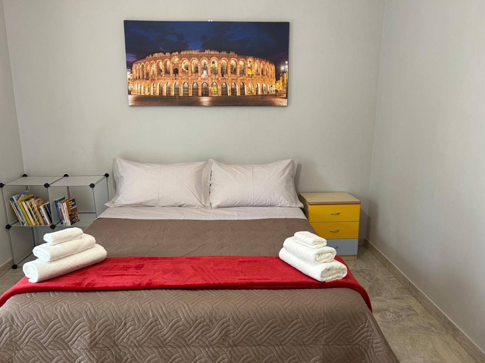 B&B Saval เวโรนา ภายนอก รูปภาพ
